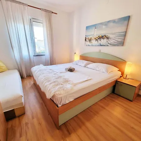 Rosa * Supetarska Draga