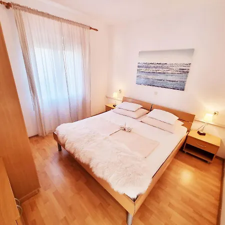 Rosa Apartament *
